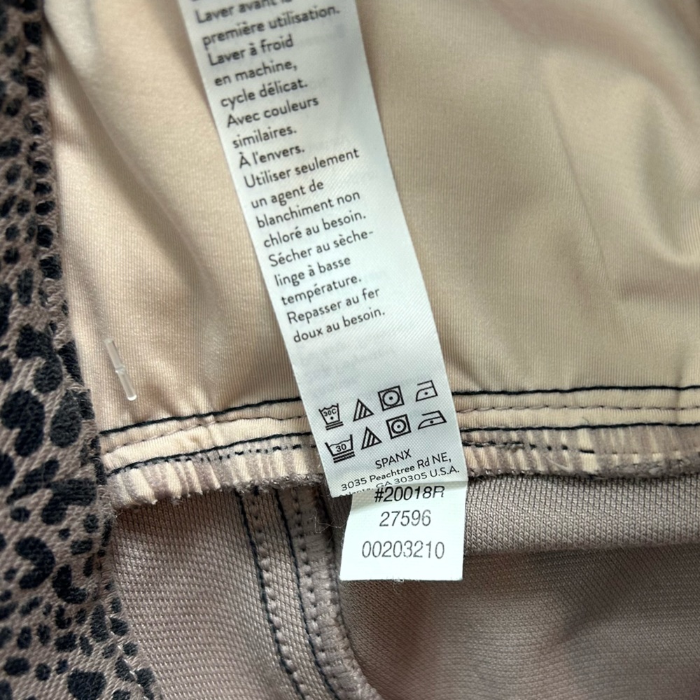 Women’s‎ Spanx Jean-ish Ankle Leggings in Desert Dot Size Medium Animal Print - Picture 6 of 16